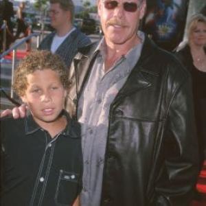 Ron Perlman at event of Titan AE 2000