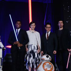 JJ Abrams Adam Driver John Boyega and Daisy Ridley at event of Zvaigzdziu karai galia nubunda 2015