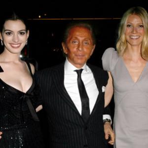 Gwyneth Paltrow and Anne Hathaway at event of Valentino The Last Emperor 2008