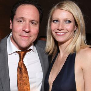 Gwyneth Paltrow and Jon Favreau at event of Gelezinis zmogus 2008