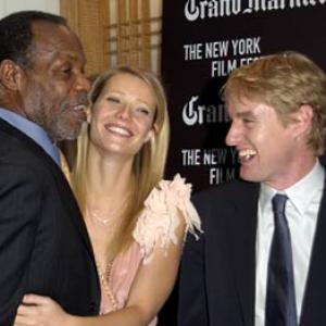 Danny Glover, Gwyneth Paltrow and Owen Wilson at event of The Royal Tenenbaums (2001)