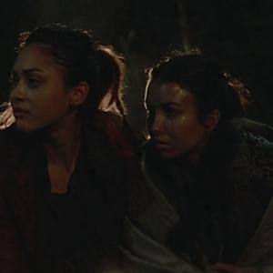Still of Lindsey Morgan and Jessica Racz in The 100 2014