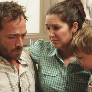 Still of Luke Perry, Hunter Wallace and Breann Johnson in Red Wing (2013)