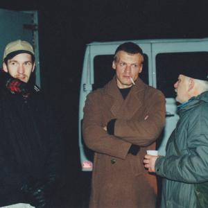 Roberts Vinovskis, Aleksey Serebryakov and Yevgeni Pashkevich in Gulf Stream Under the Iceberg (2000)