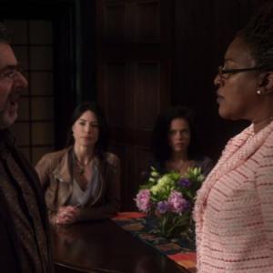 Still of CCH Pounder, Saul Rubinek, Jaime Murray and Genelle Williams in Warehouse 13 (2009)