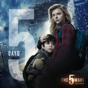 The Fifth Wave is almost here! Chloe Grace Moretz and Zackary Arthur!