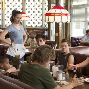 Still of William H Macy Emmy Rossum Cameron Monaghan Jeremy Allen White Ethan Cutkosky Emma Kenney and Brenden Sims in Shameless 2011