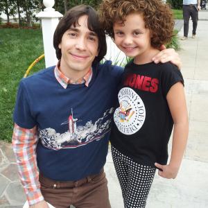 Justin Long with Mallory James Mahoney on set of Sober Companion