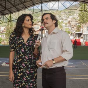 Still of Wagner Moura and Stephanie Sigman in Narcos 2015