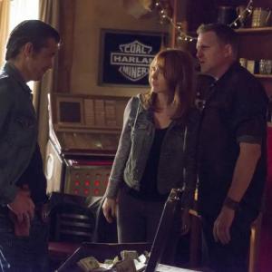 Still of Michael Rapaport, Alicia Witt and Timothy Olyphant in Justified (2010)