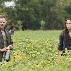 Still of Aaron Ashmore and Hannah Anderson in Killjoys (2015)