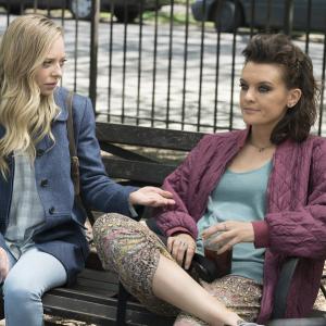 Still of Portia Doubleday and Frankie Shaw in Mr Robot 2015