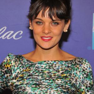 Frankie Shaw at event of The Pretty One (2013)