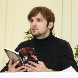 Andreas Huber at book-reading in Lambach, Upper Austria, December 2011