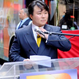 David W Chien prepares to introduce inaugural Ride of Fame honoree Rachael Ray May 4th 2010
