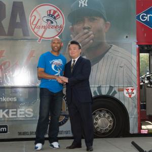 David W. Chien with Mariano Rivera at Ride of Fame (September 20th, 2013).