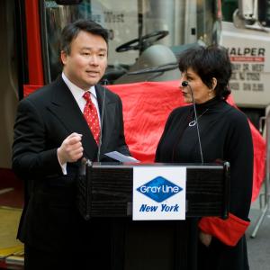David W Chien inducts Liza Minnelli to the Ride of Fame March 8th 2011