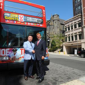 David W. Chien poses with Ride of Fame DC Honoree Joe Theismann (September 5th, 2014).