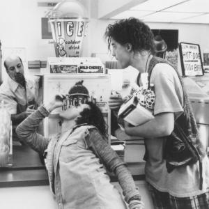 Still of Brendan Fraser and Pauly Shore in Encino Man (1992)