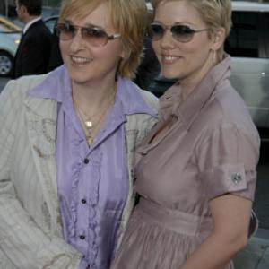 Melissa Etheridge and Tammy Lynn Michaels at event of Sicko (2007)