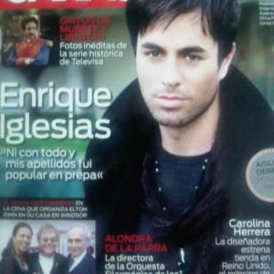 Cover Enrique Iglesias for Caras