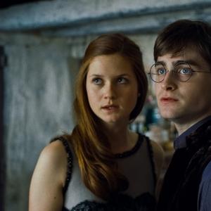 Still of Daniel Radcliffe and Bonnie Wright in Haris Poteris ir mirties relikvijos 1 dalis 2010