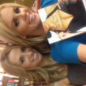 Jenny McCarthy plugging my book and she tweeted about it One of her favorites and its a Must Read xoxo