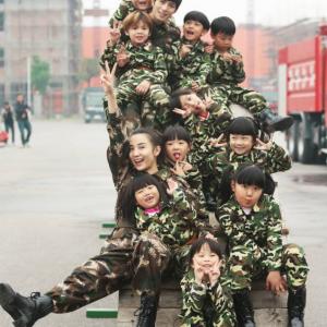 Jozef Waite (Xi Meng Zi), Cheney Chen, Candy Song & cast filming 