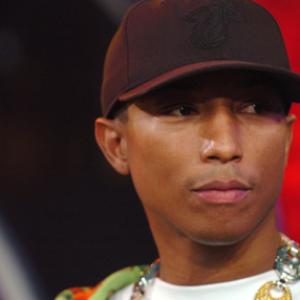 Pharrell Williams at event of Total Request Live (1999)