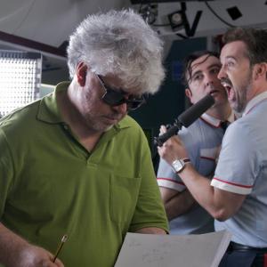 Pedro Almodóvar, Javier Cámara and Carlos Areces in As tokia susijaudinusi! (2013)