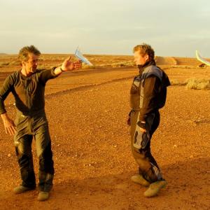 Olivier Aubert and Andrew Hicks on the set of Ligne d'horizon en AUSTRALIE.