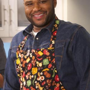 Still of Anthony Anderson in Black-ish (2014)