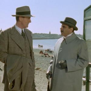 Still of Hugh Fraser and David Suchet in Agatha Christie's Poirot (1989)