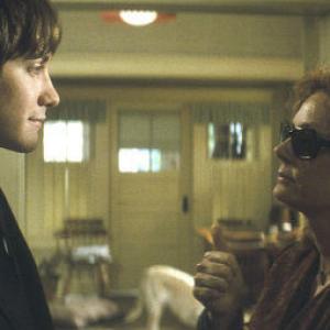 Still of Susan Sarandon and Jake Gyllenhaal in Moonlight Mile 2002