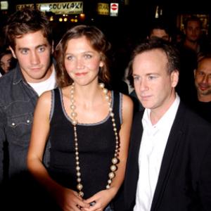 Jake Gyllenhaal, Maggie Gyllenhaal and Steven Shainberg at event of Secretary (2002)