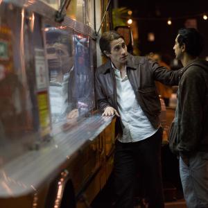 Still of Jake Gyllenhaal and Riz Ahmed in Nightcrawler 2014