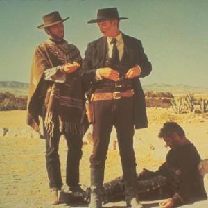 Still of Clint Eastwood, Lee Van Cleef and Gian Maria Volontè in Keliais doleriais daugiau (1965)