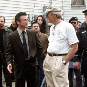 Clint Eastwood and Sean Penn in Mistine upe 2003