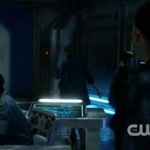 The 100 Season 1 Ep 4 CW 2014 Earth Monitor Technician We originally filmed this with me doing lots more