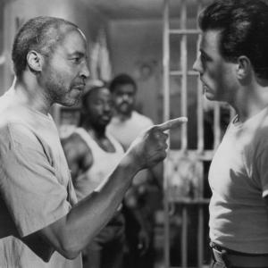 Still of Jean-Claude Van Damme and Robert Guillaume in Death Warrant (1990)