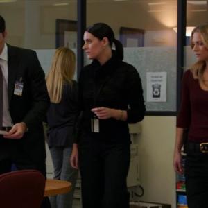 Still of Thomas Gibson, Paget Brewster and A.J. Cook in Nusikalstami protai (2005)