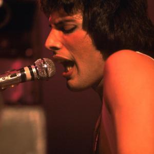 Queens Freddie Mercury performing 1978
