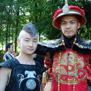 Worked with actor Wallace Chung in TV show Lu ding ji in 2006.