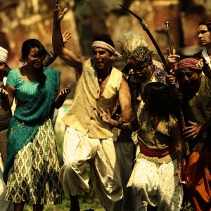 Still of Akshay Kumar, Sanjay Mishra, Shreyas Talpade, Minissha Lamba, Asrani and Alexx O'Nell in Joker (2012)