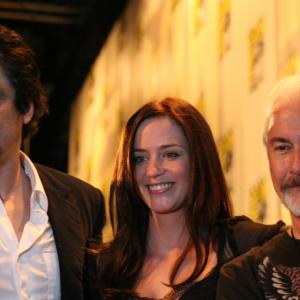 Rick Baker Benicio Del Toro and Emily Blunt at event of Vilkolakis 2010