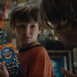 Still from Star Wars Kraft Macaroni & Cheese Commercial, with Lenny Jacobson