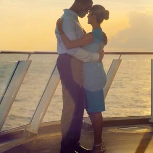 Still image from TV commercial for Norwegian Cruise Lines.