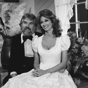 Still of Marianne Gordon and Kenny Rogers in Hee Haw 1969