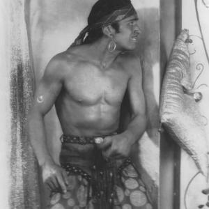 Still of Douglas Fairbanks in The Thief of Bagdad 1924