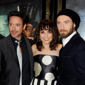 Jude Law, Robert Downey Jr. and Noomi Rapace at event of Serlokas Holmsas: Seseliu zaidimas (2011)